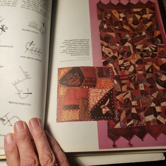 Vintage The McCall's Book of Quilts 1975 - Picture 11 of 16